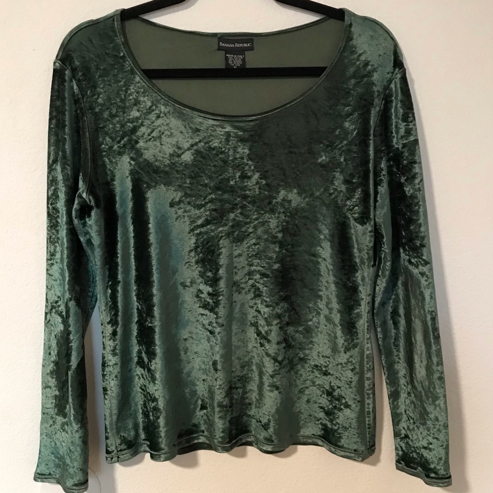 Banana Republic Crushed Velvet Long-Sleeve Top in Green